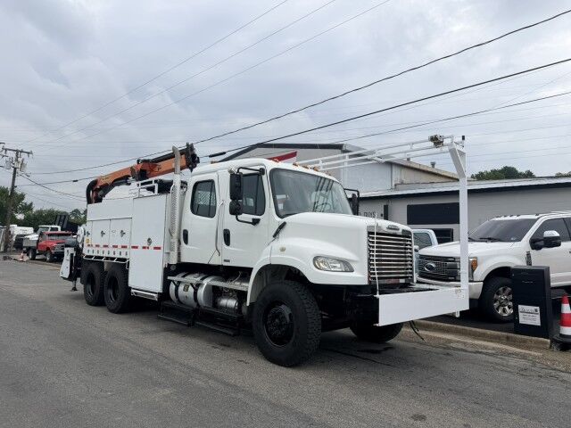 2012 Freightliner Crew Cab Service Palfinger Crane Truck
