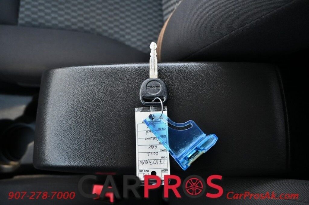 2012 GMC Canyon SLE-2 - 3.7L - 4X4 - Crew Cab - Power Windows & Door Locks - Block Heater - Fog Lights - CD/MP3 Player - A/C - Bedliner - Tow Package - Only 22K Miles Anchorage AK