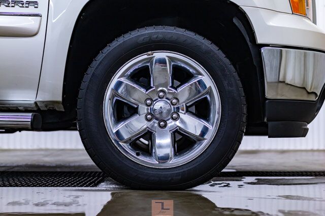 2012 GMC Sierra 1500 4x4 Crew Cab SLT Leather Roof BCam Red Deer AB