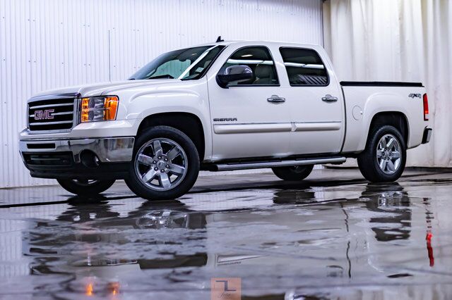 2012 GMC Sierra 1500 4x4 Crew Cab SLT Leather Roof BCam Red Deer AB