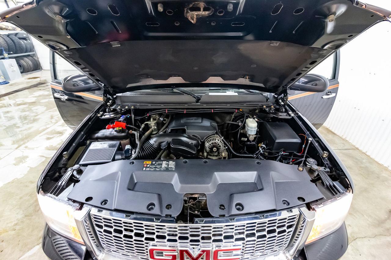 2012 GMC Sierra 1500 4x4 Crew Cab SLT Ultimate GFX Leather Roof Nav Red Deer AB