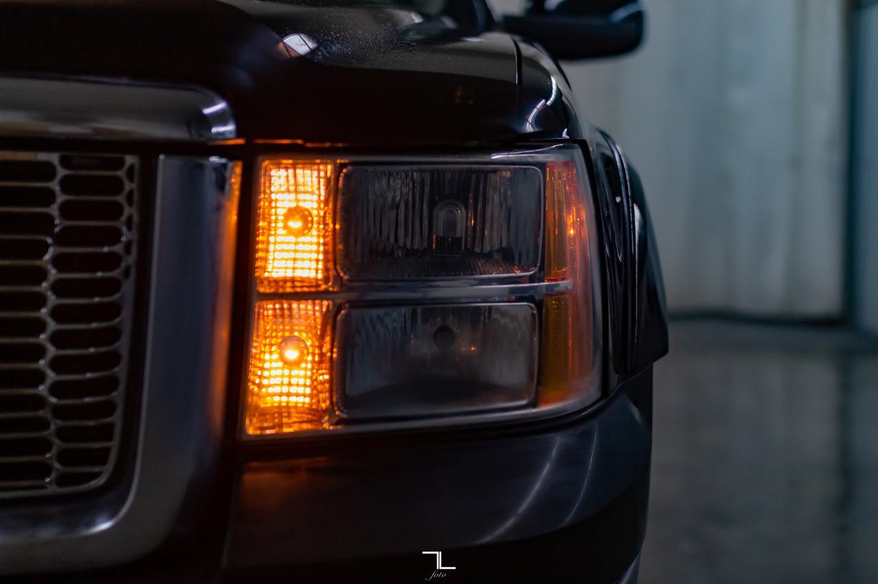 2012 GMC Sierra 1500 4x4 Crew Cab SLT Ultimate GFX Leather Roof Nav Red Deer AB