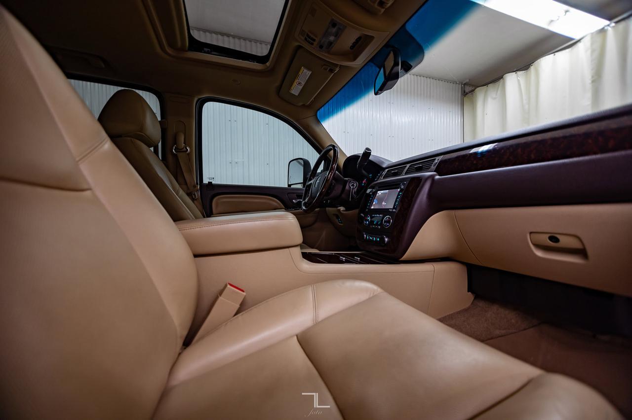 2012 GMC Sierra 2500HD 4x4 Crew Cab Denali Diesel Leather Roof Nav Red Deer AB