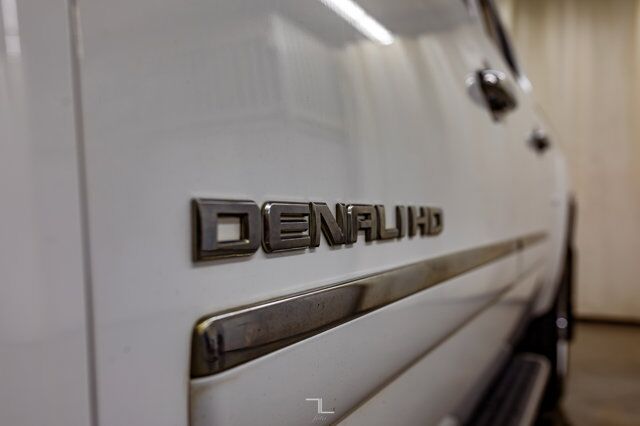 2012 GMC Sierra 2500HD 4x4 Crew Cab Denali Diesel Leather Roof Nav Red Deer AB