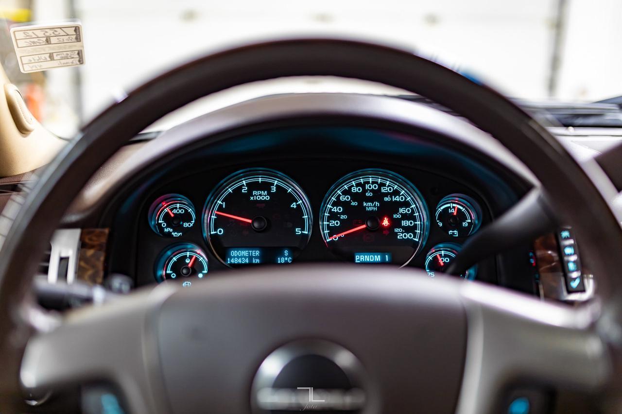 2012 GMC Sierra 2500HD 4x4 Crew Cab Denali Diesel Leather Roof Nav Red Deer AB