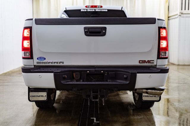 2012 GMC Sierra 2500HD 4x4 Crew Cab Denali Diesel Leather Roof Nav Red Deer AB