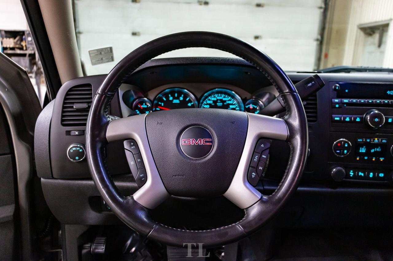 2012 GMC Sierra 2500HD 4x4 Crew Cab SLE Diesel BCam Red Deer AB