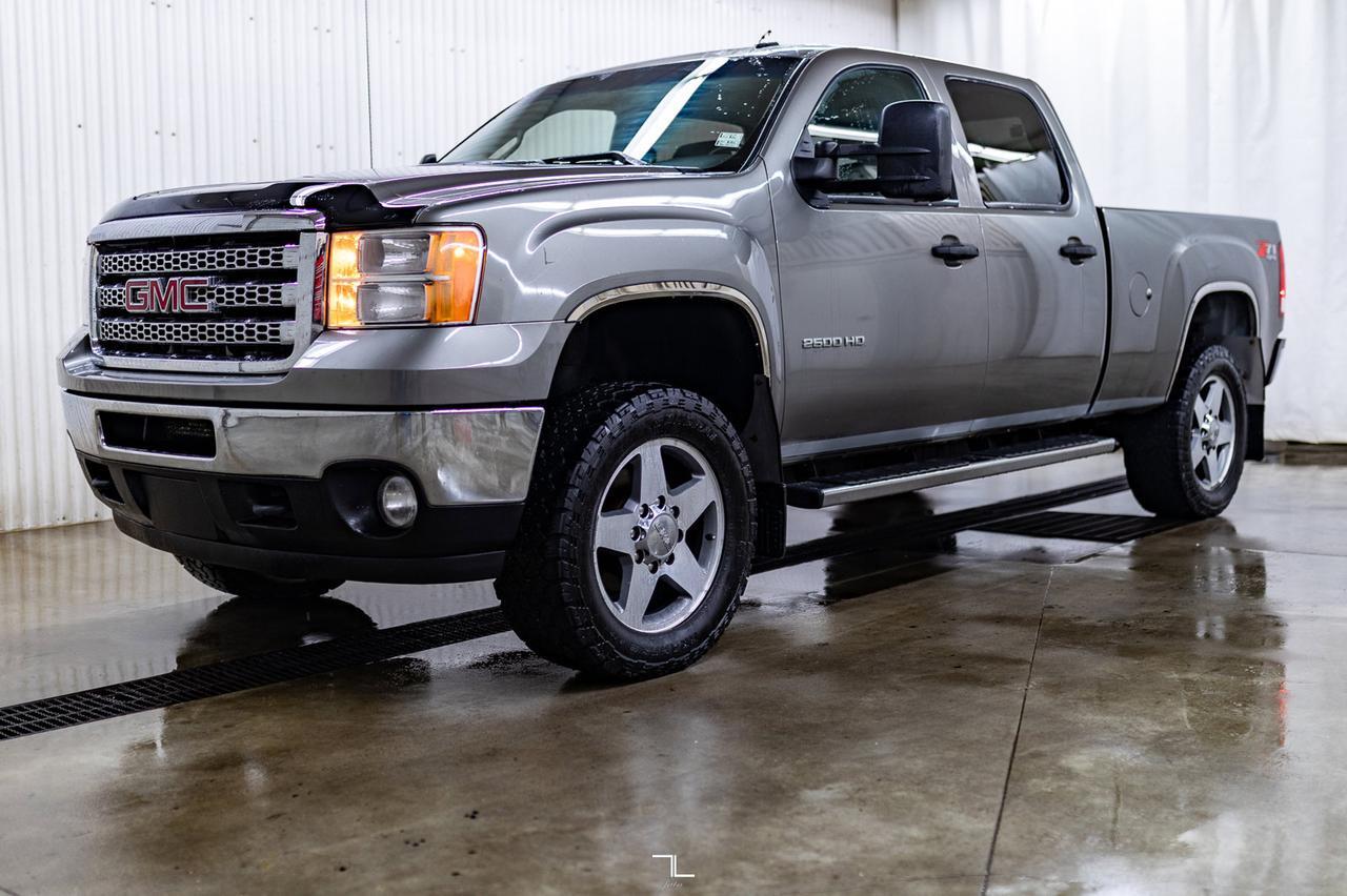 2012 GMC Sierra 2500HD 4x4 Crew Cab SLE Z71 Diesel Leather BCam Red Deer AB
