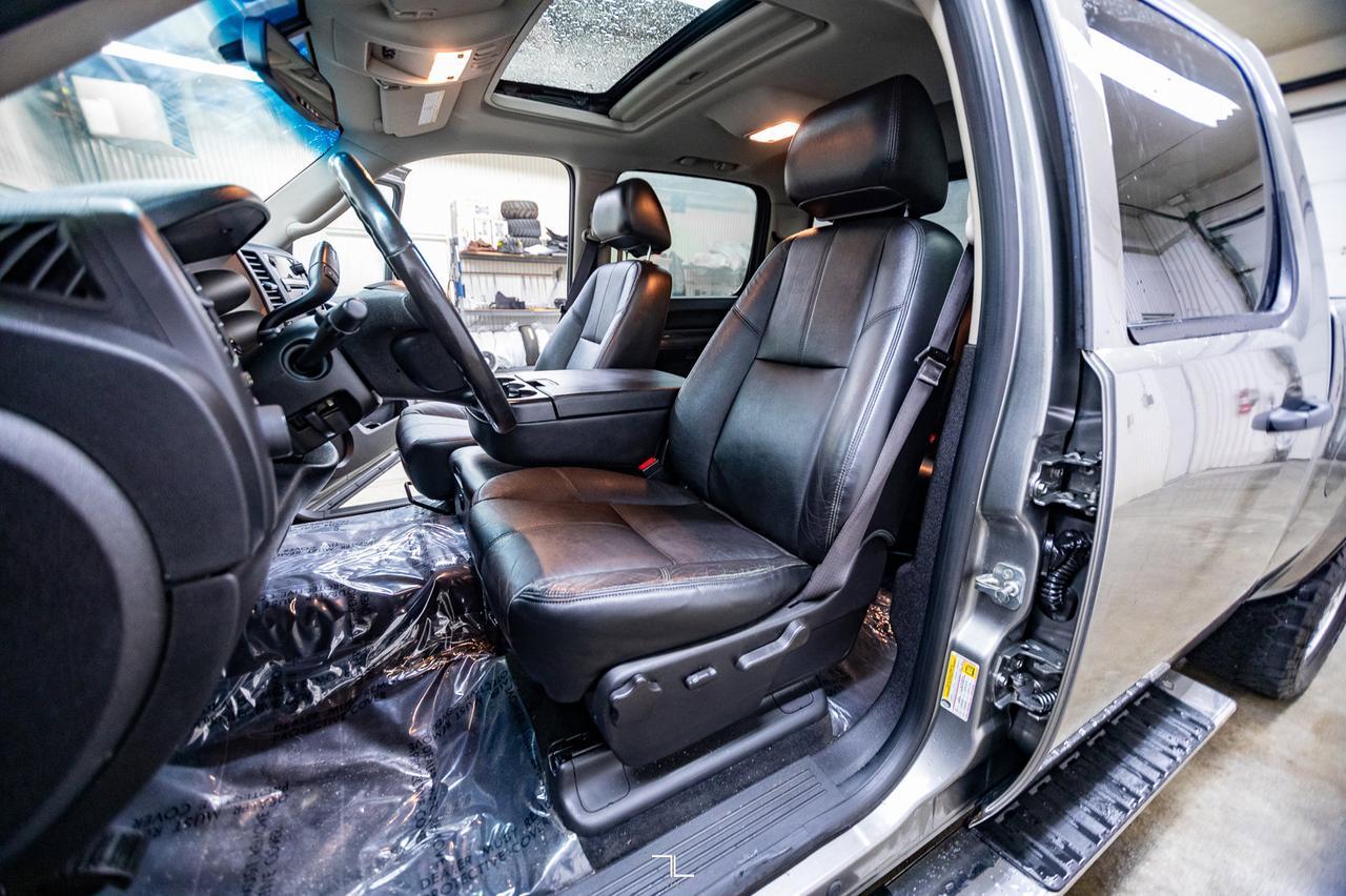 2012 GMC Sierra 2500HD 4x4 Crew Cab SLE Z71 Diesel Leather BCam Red Deer AB