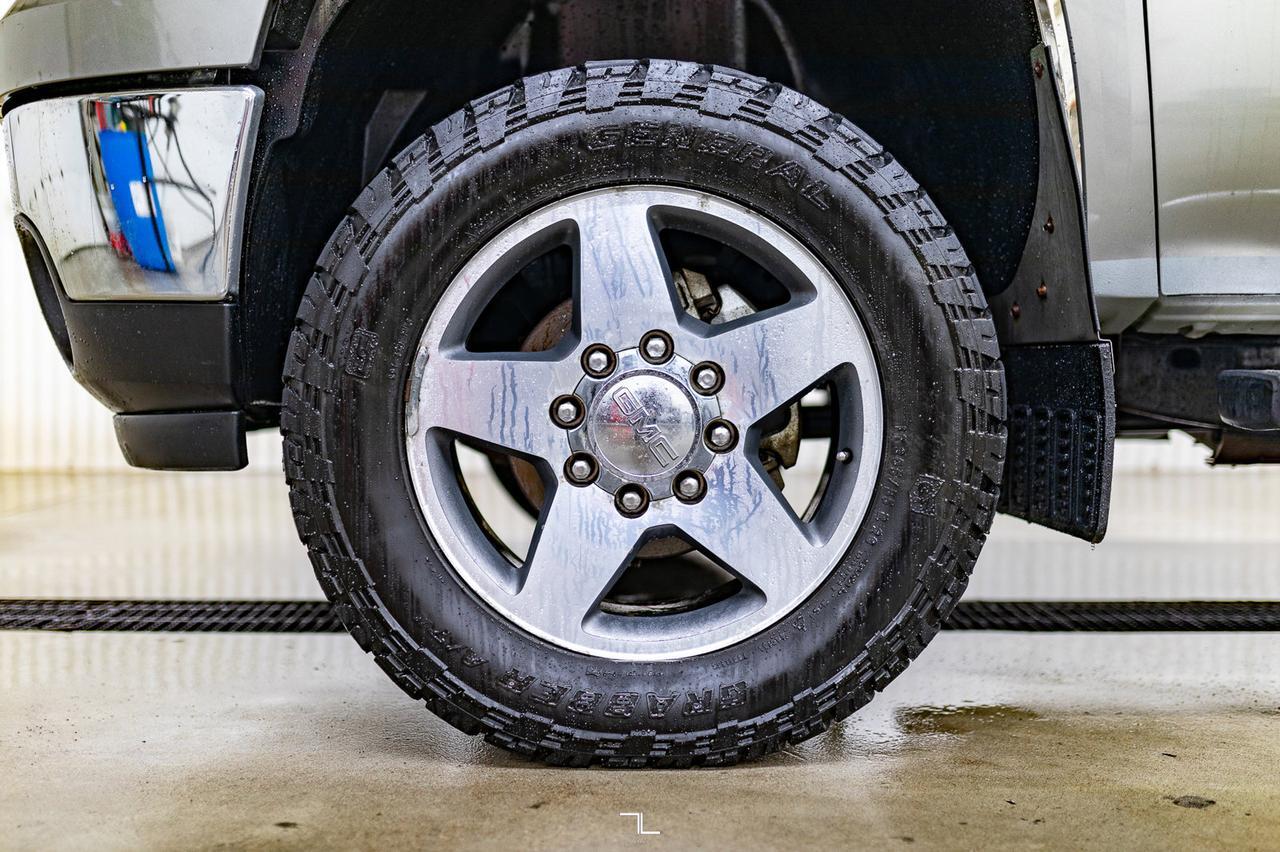 2012 GMC Sierra 2500HD 4x4 Crew Cab SLE Z71 Diesel Leather BCam Red Deer AB