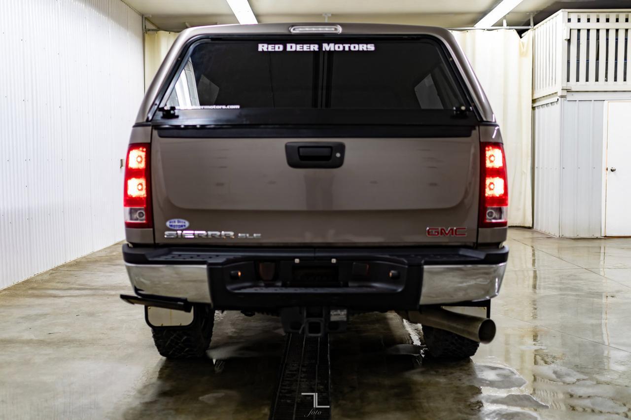 2012 GMC Sierra 2500HD 4x4 Crew Cab SLE Z71 Diesel Red Deer AB