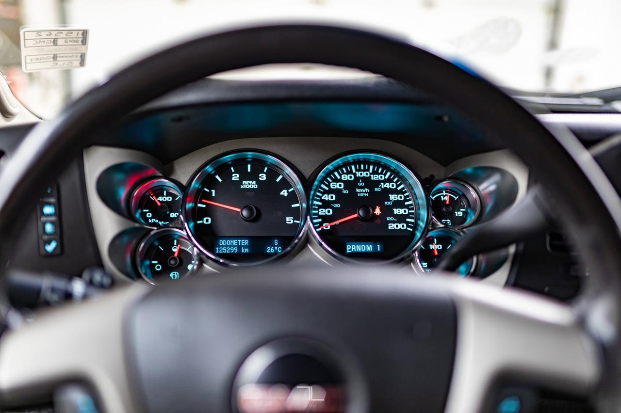 2012 GMC Sierra 2500HD 4x4 Crew Cab SLE Z71 Diesel Red Deer AB