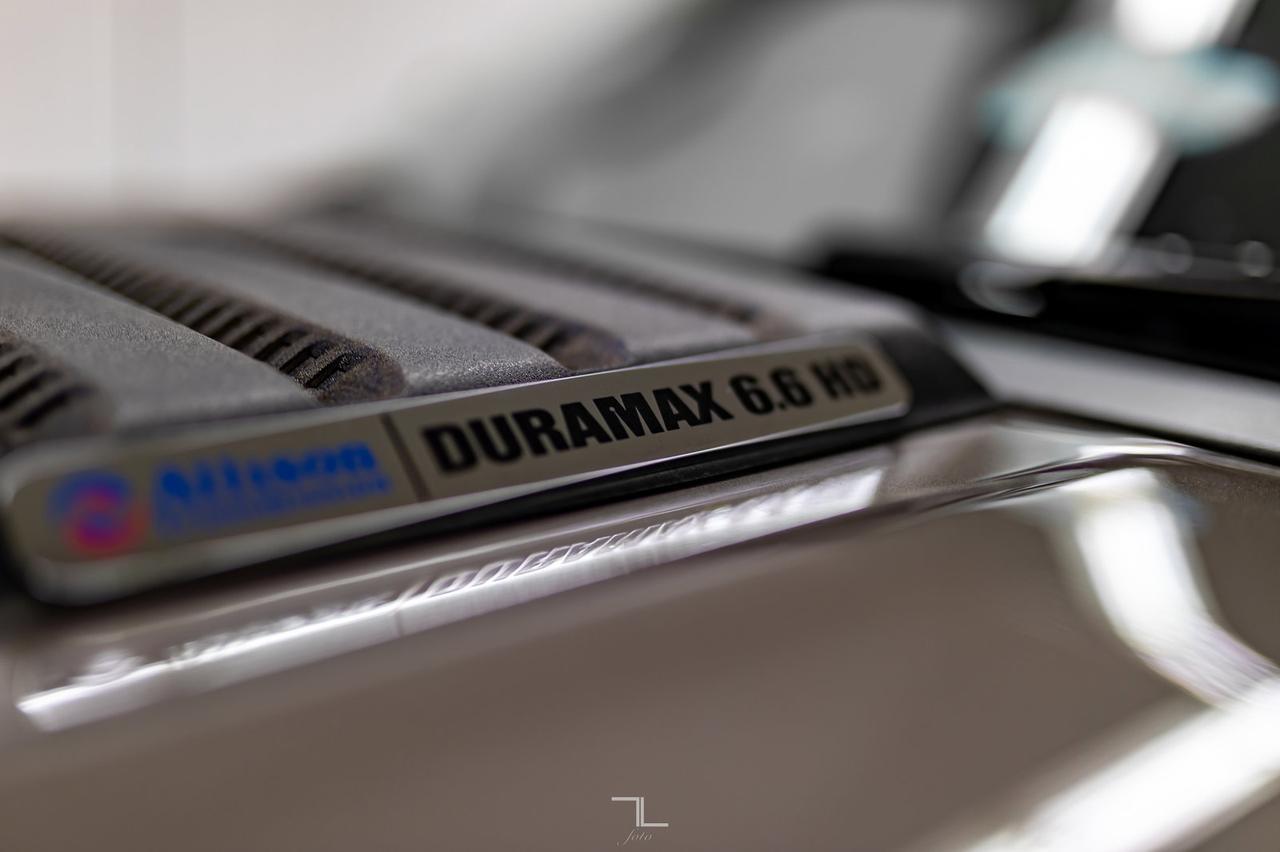 2012 GMC Sierra 2500HD 4x4 Crew Cab SLE Z71 Diesel Red Deer AB