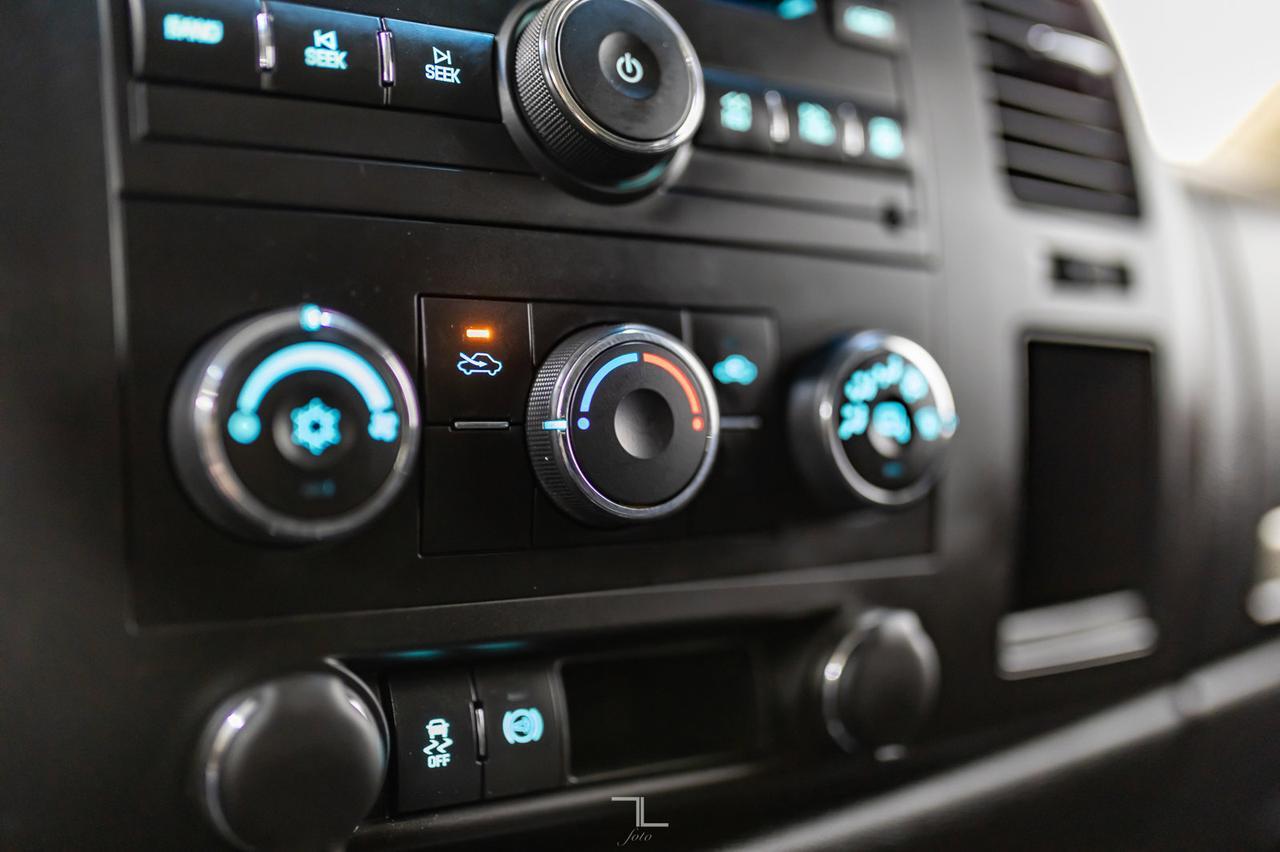 2012 GMC Sierra 2500HD 4x4 Crew Cab SLE Z71 Diesel Red Deer AB