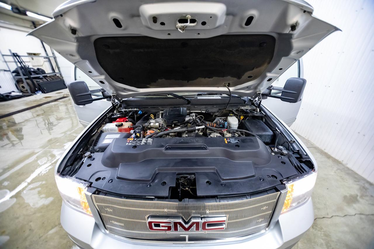 2012 GMC Sierra 2500HD 4x4 Ext Cab SLE Longbox Diesel BCam Red Deer AB