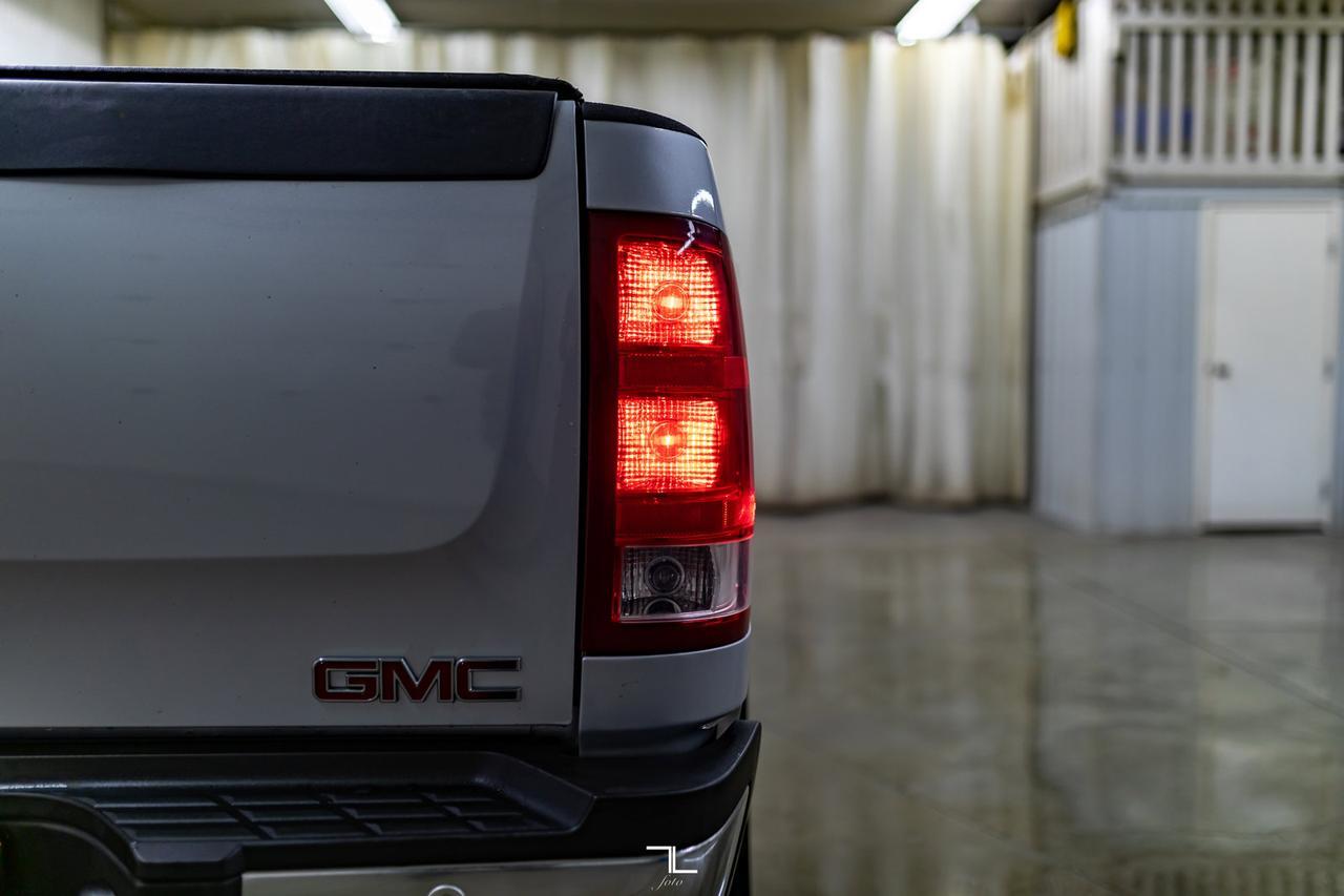 2012 GMC Sierra 2500HD 4x4 Ext Cab SLE Longbox Diesel BCam Red Deer AB