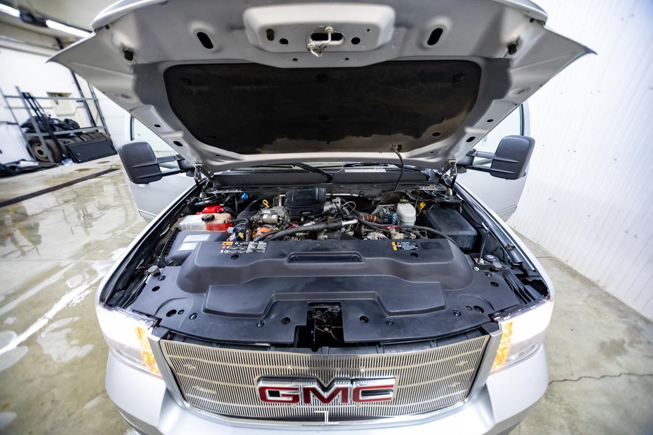 2012 GMC Sierra 2500HD 4x4 Ext Cab SLE Longbox Diesel BCam Red Deer AB