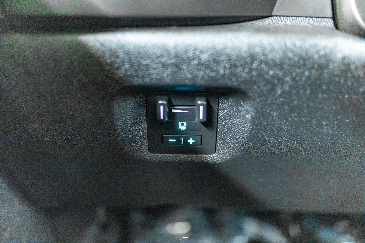 2012 GMC Sierra 2500HD 4x4 Reg Cab SLE Red Deer AB