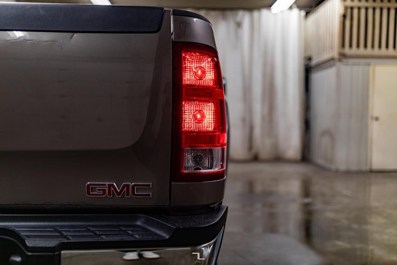 2012 GMC Sierra 2500HD 4x4 Reg Cab SLE Red Deer AB