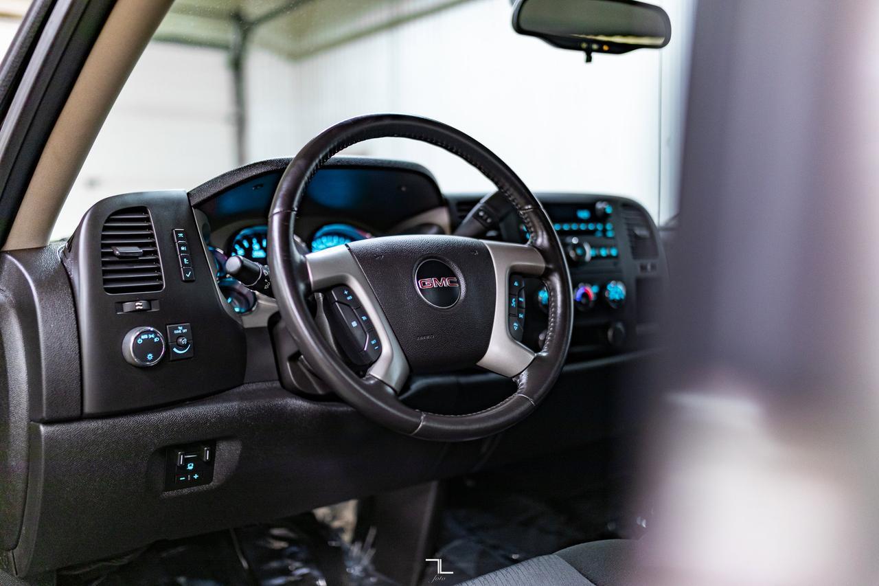 2012 GMC Sierra 2500HD 4x4 Reg Cab SLE Red Deer AB