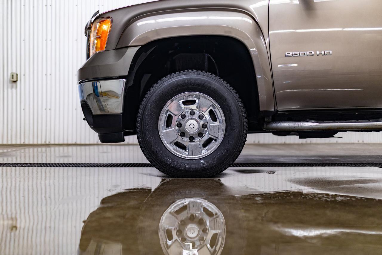 2012 GMC Sierra 2500HD 4x4 Reg Cab SLE Red Deer AB