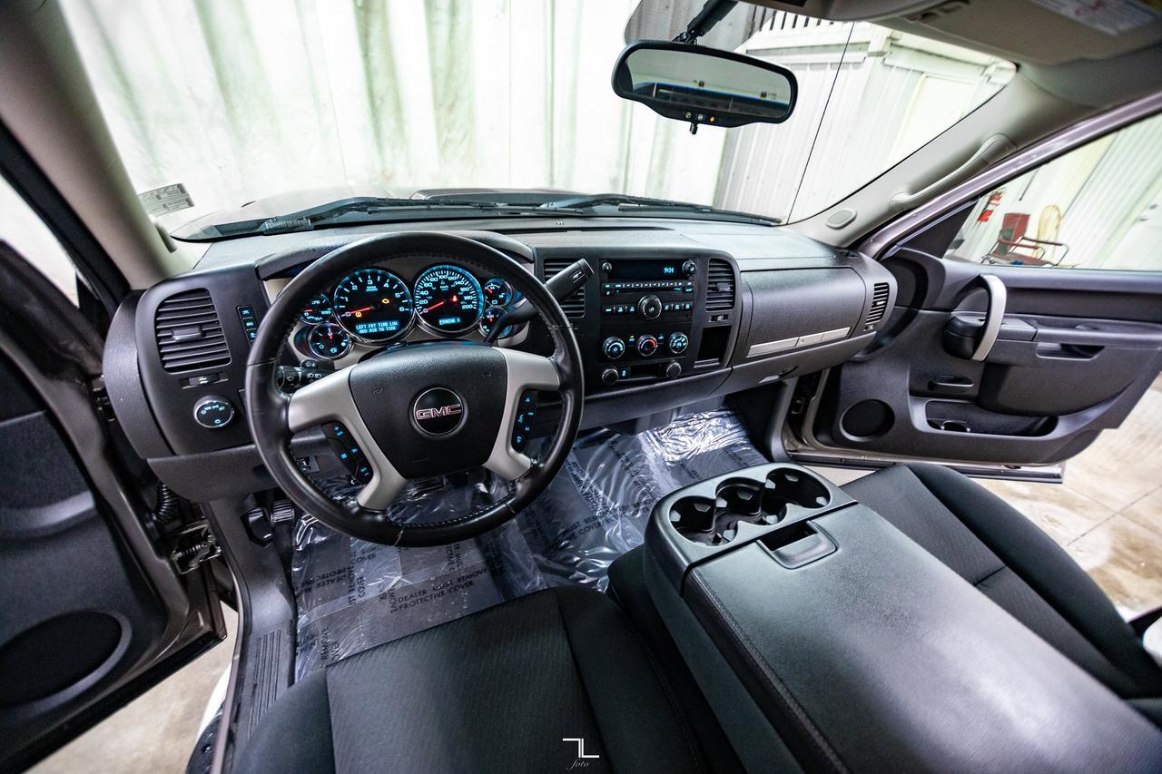 2012 GMC Sierra 2500HD 4x4 Reg Cab SLE Red Deer AB