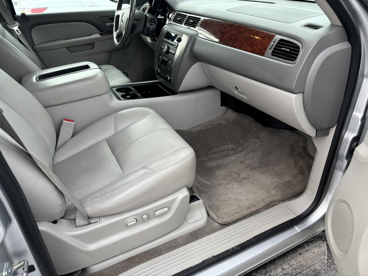 2012 GMC Yukon XL 1500 SLT Sport Utility 4D Aurora MO