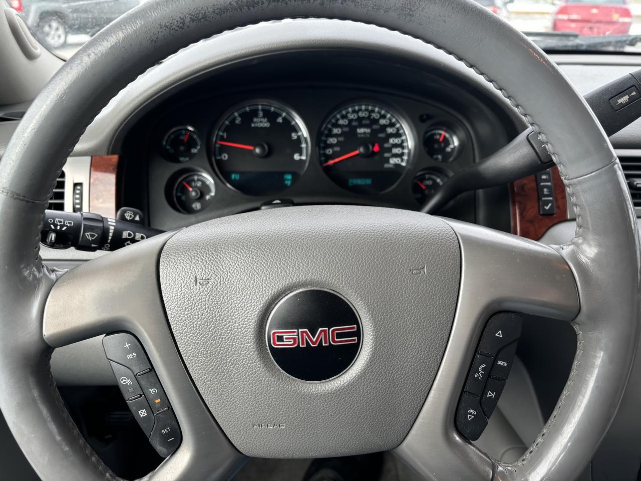 2012 GMC Yukon XL 1500 SLT Sport Utility 4D Aurora MO