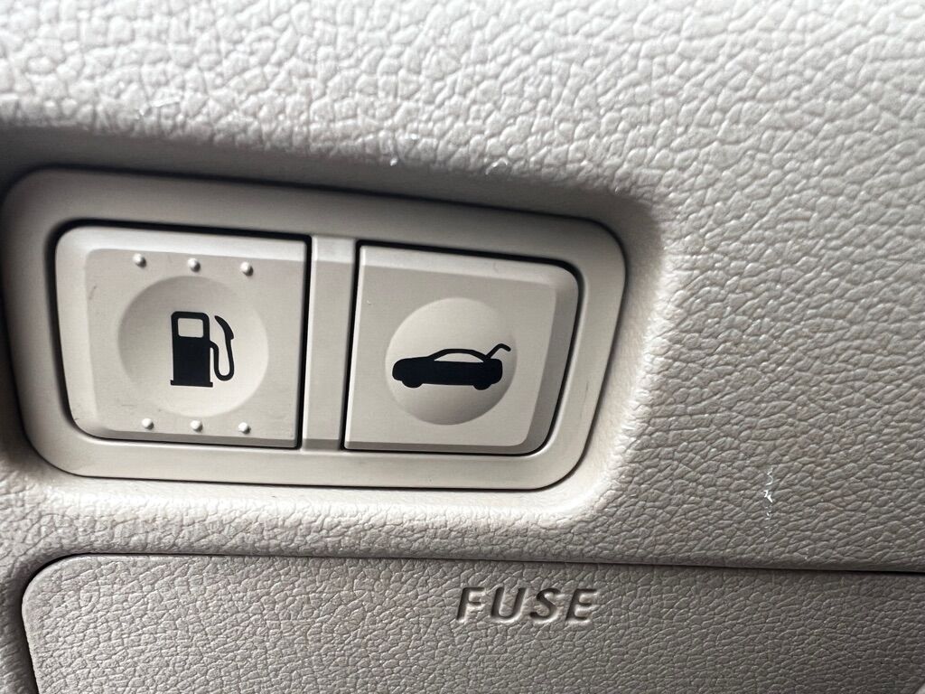 2012 HYUNDAI SONATA HYBRID BASE Des Moines WA