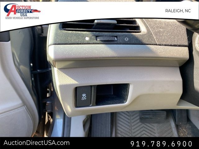 2012 Honda Accord LX photo 10