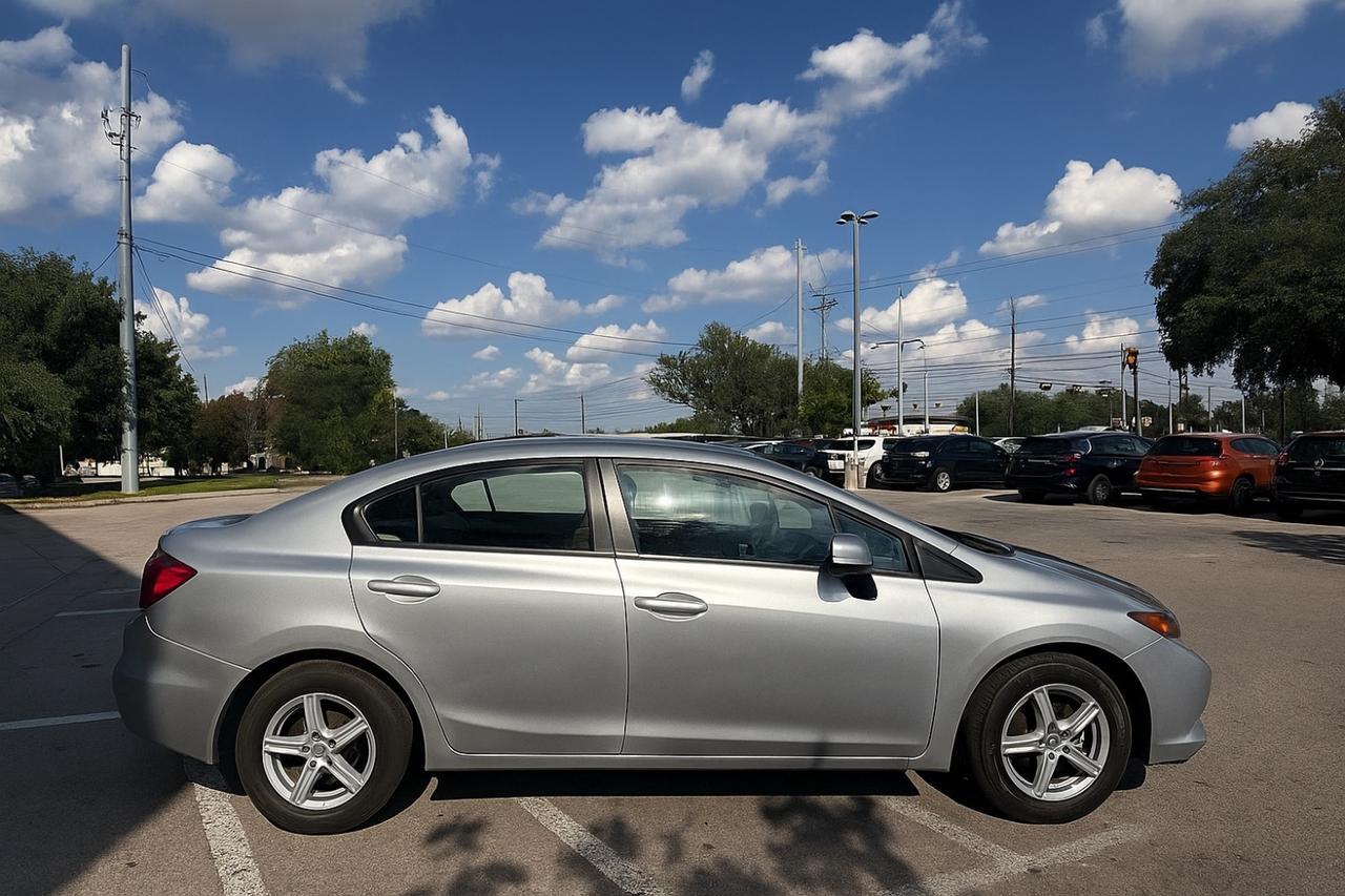 2012 Honda Civic LX Sedan 5-Speed AT Austin TX