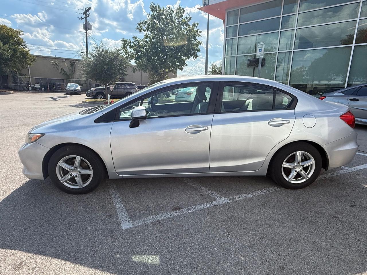 2012 Honda Civic LX Sedan 5-Speed AT Austin TX