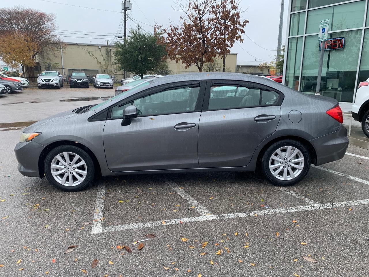 2012 Honda Civic LX Sedan 5-Speed AT Austin TX