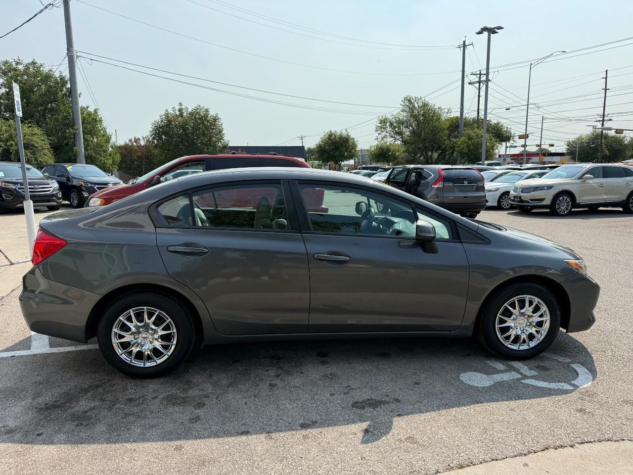 2012 Honda Civic LX Sedan 5-Speed AT Austin TX
