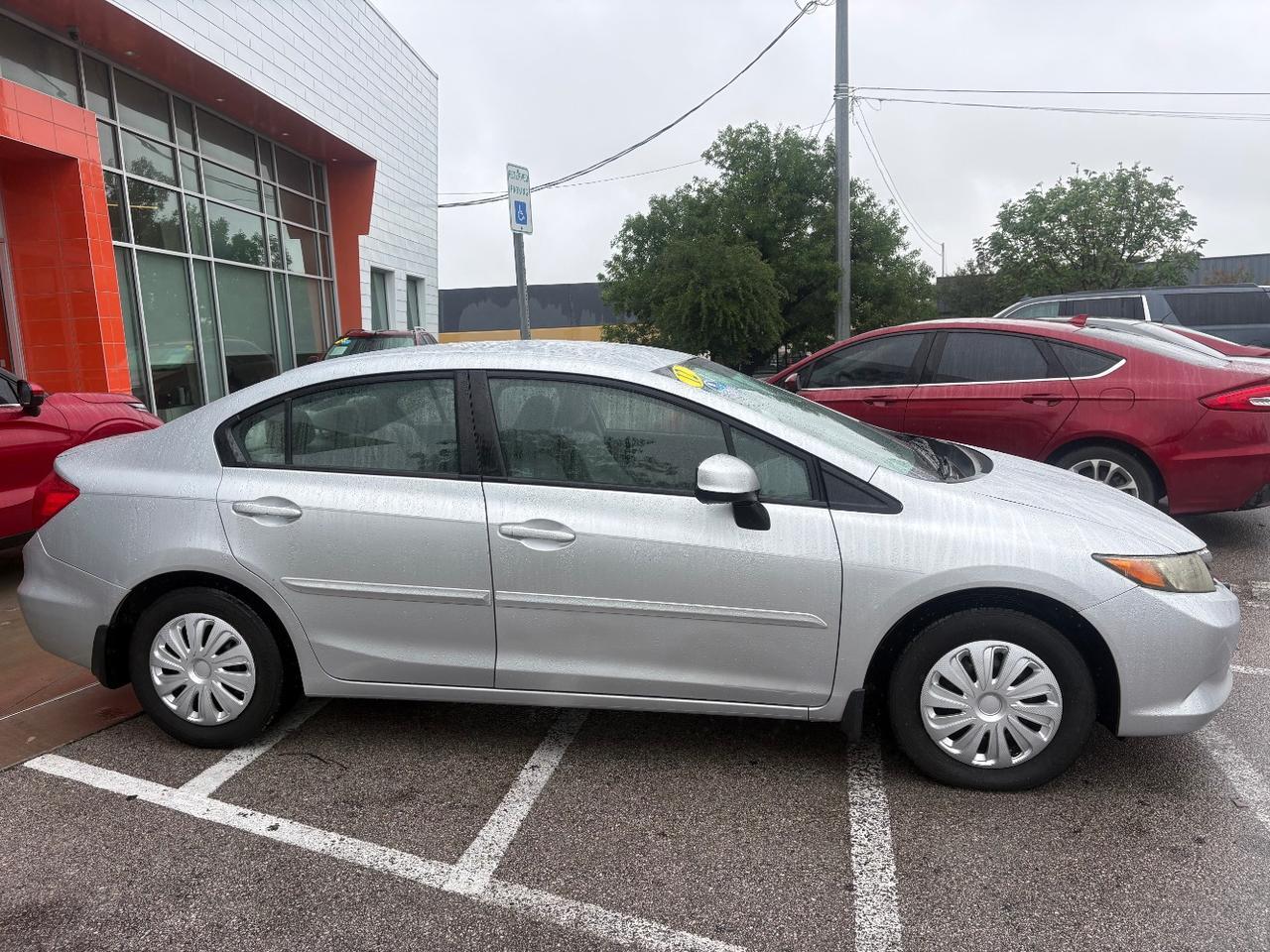 2012 Honda Civic LX Sedan 5-Speed AT Austin TX