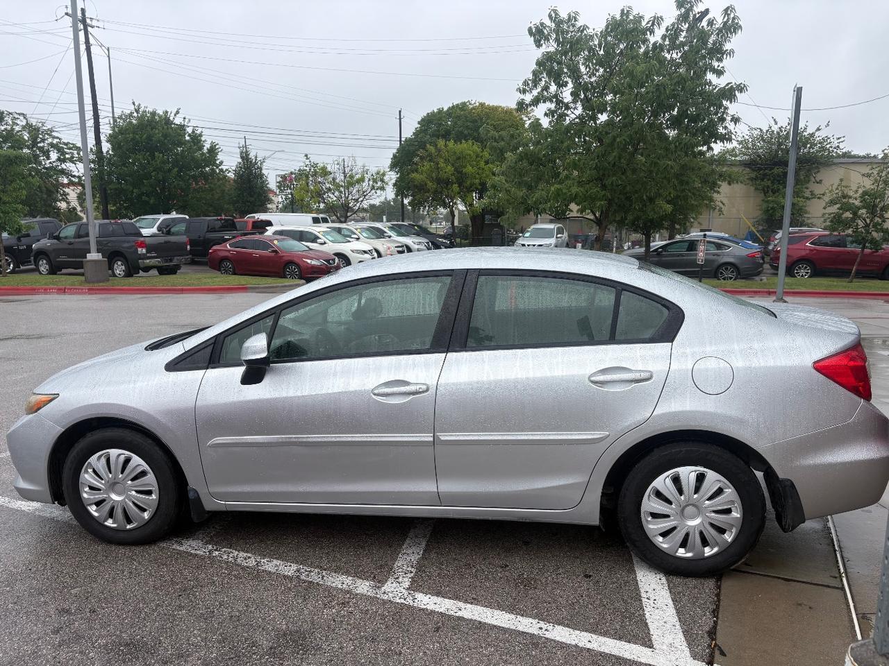 2012 Honda Civic LX Sedan 5-Speed AT Austin TX