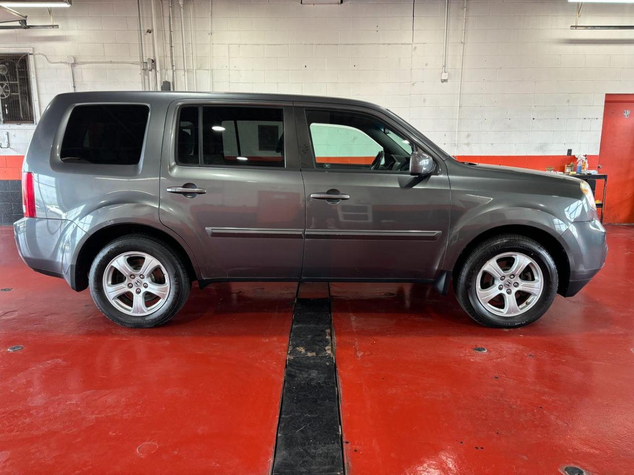 2014 Honda CR-V EX photo 8