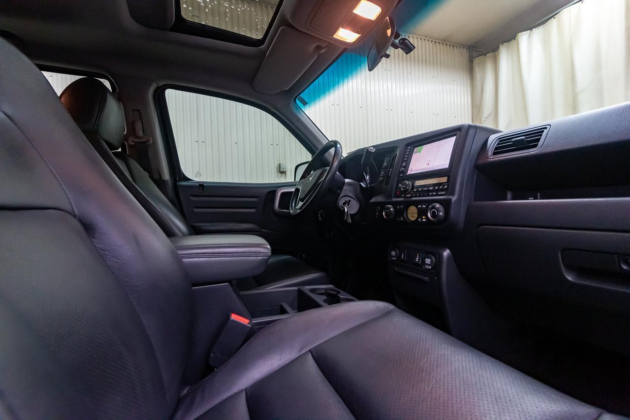 2012 Honda Ridgeline 4x4 Crew Cab Sport Touring Leather Roof Nav Red Deer AB