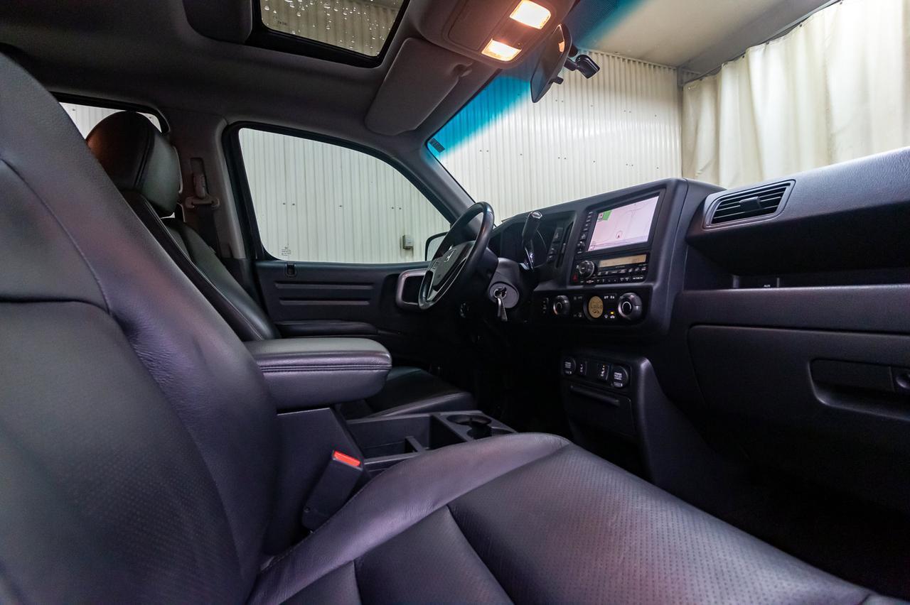 2012 Honda Ridgeline 4x4 Crew Cab Sport Touring Leather Roof Nav Red Deer AB