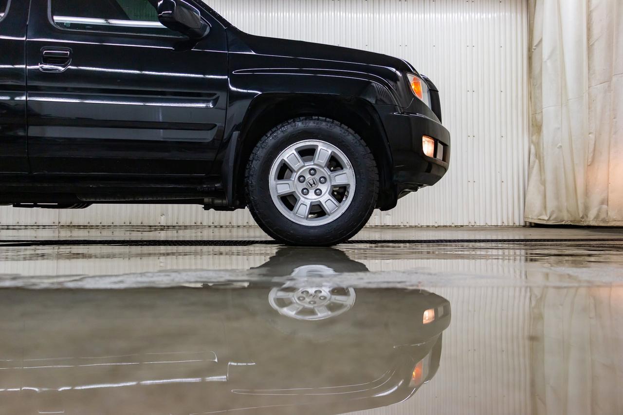 2012 Honda Ridgeline 4x4 Crew Cab Sport Touring Leather Roof Nav Red Deer AB