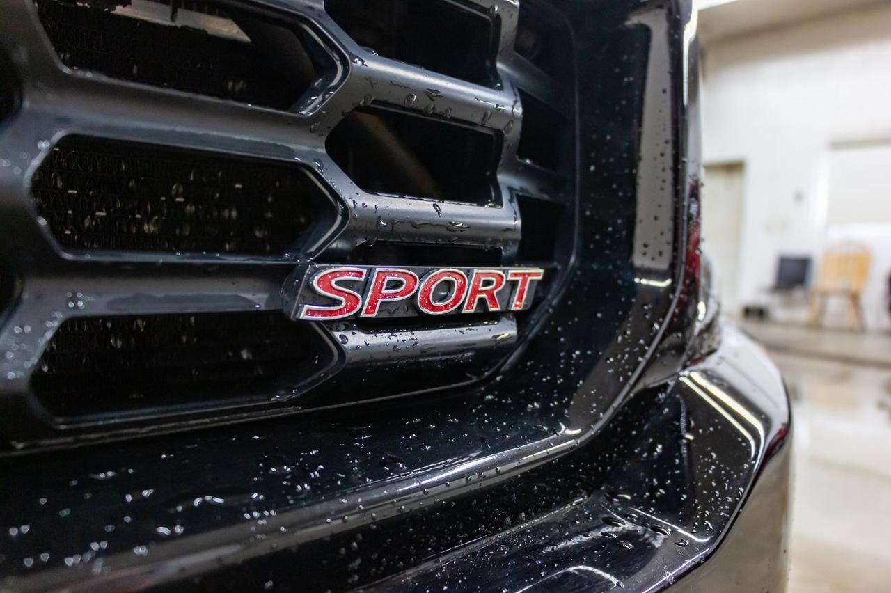 2012 Honda Ridgeline 4x4 Crew Cab Sport Touring Leather Roof Nav Red Deer AB