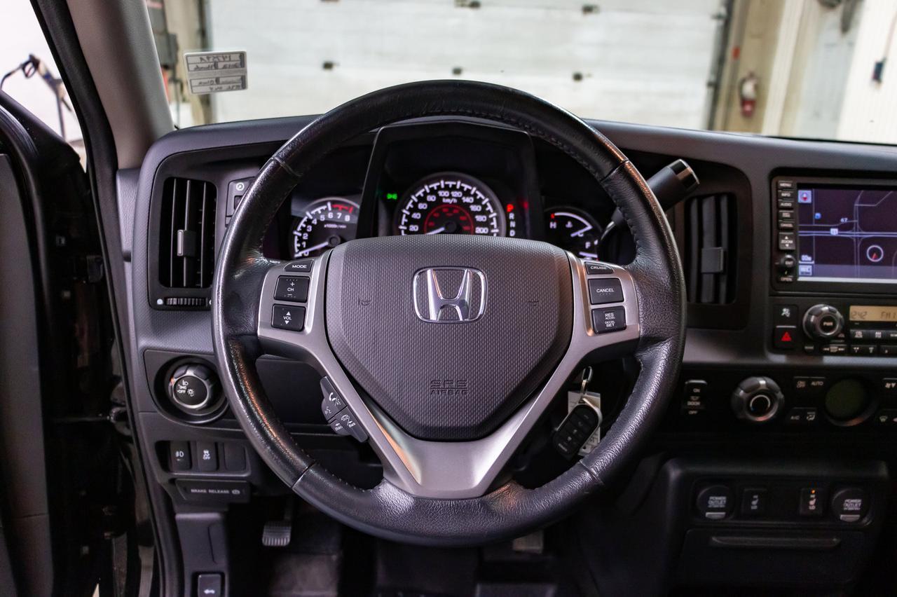 2012 Honda Ridgeline 4x4 Crew Cab Sport Touring Leather Roof Nav Red Deer AB