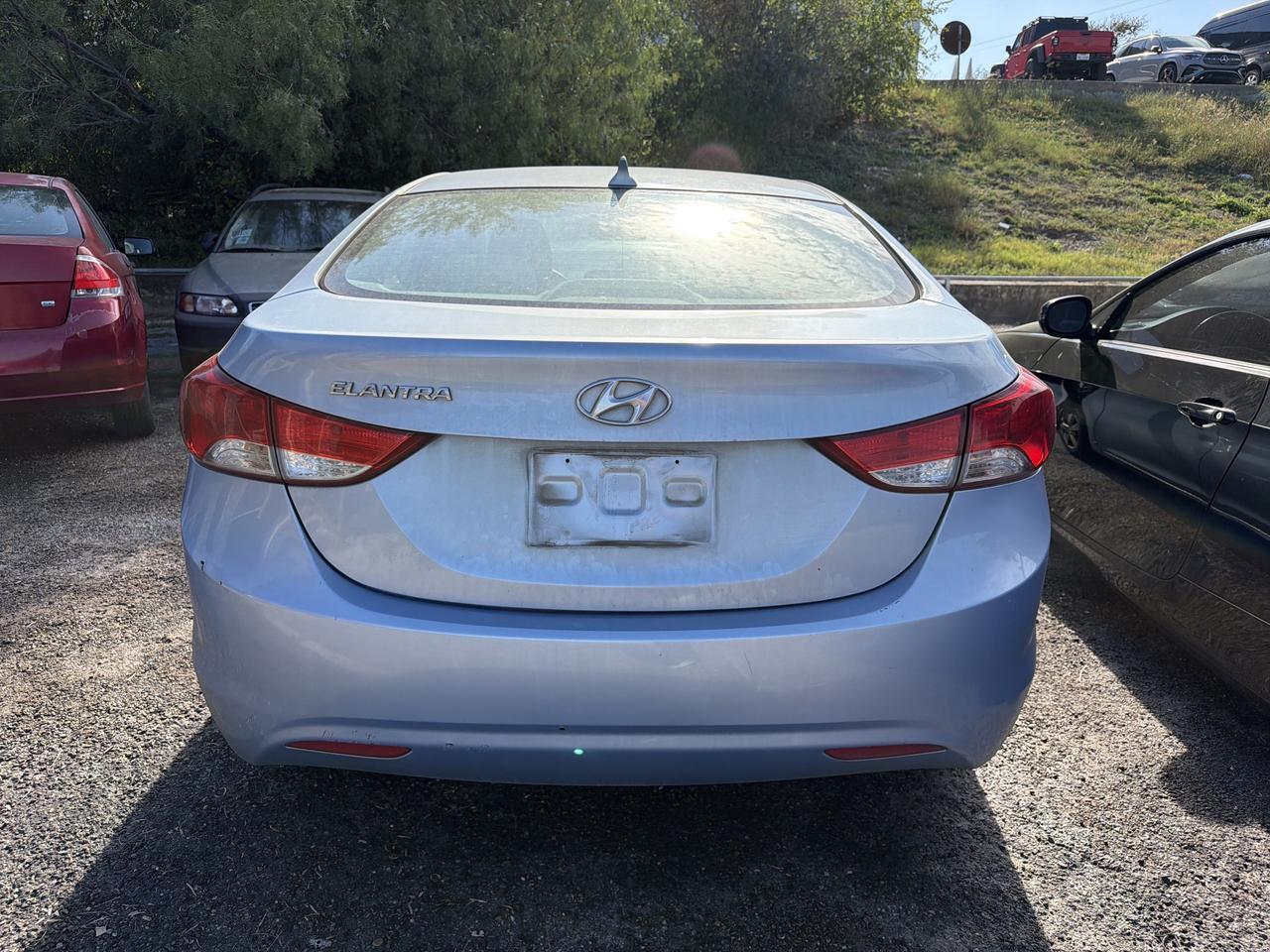 2012 Hyundai Elantra GLS