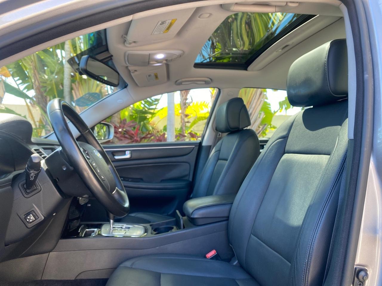 2012 Hyundai Genesis 3.8L SUNROOF PREM PKG Pompano Beach FL