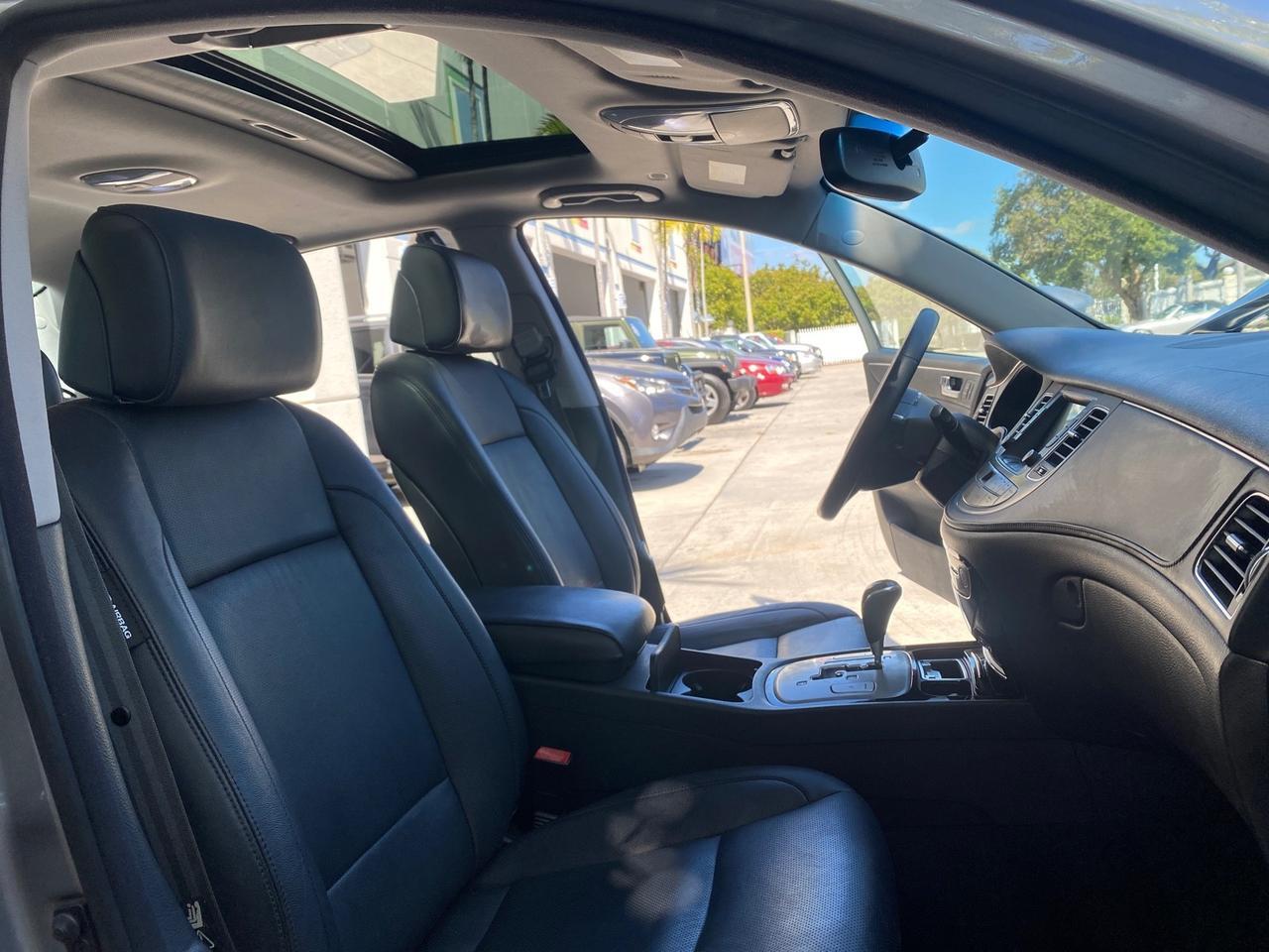 2012 Hyundai Genesis 3.8L SUNROOF PREM PKG Pompano Beach FL