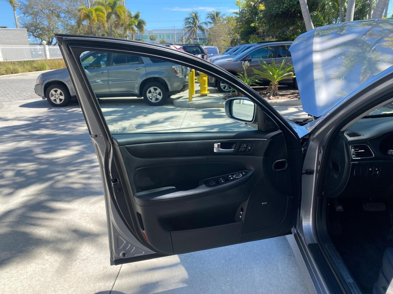 2012 Hyundai Genesis 3.8L SUNROOF PREM PKG Pompano Beach FL