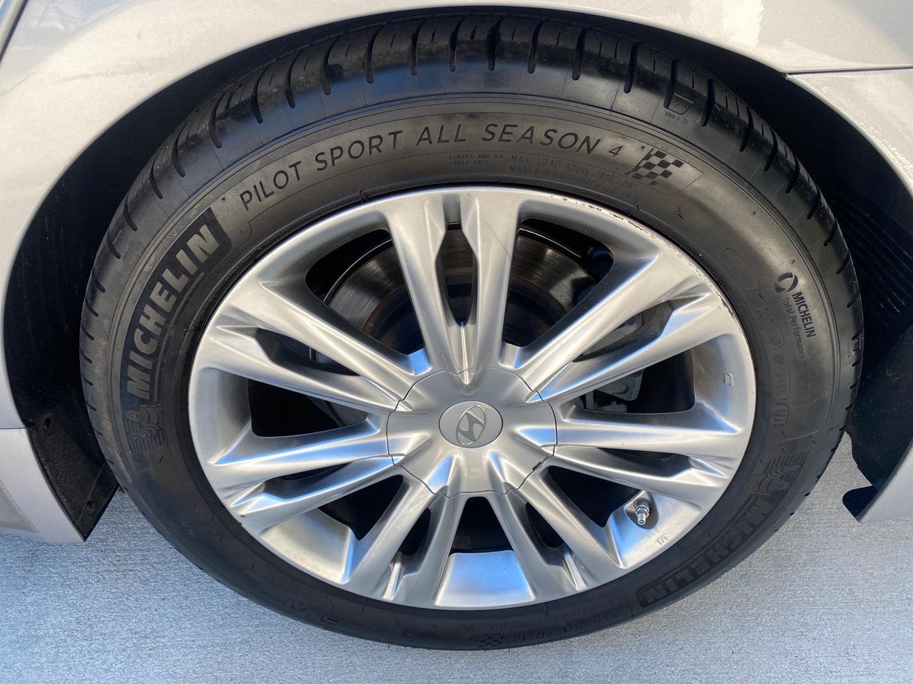 2012 Hyundai Genesis 3.8L SUNROOF PREM PKG Pompano Beach FL