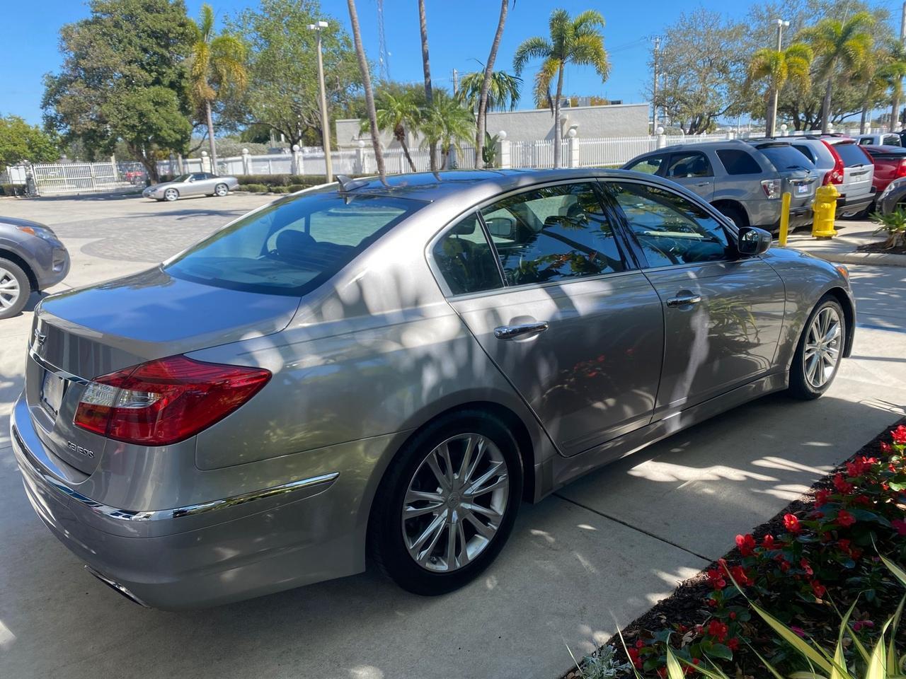 2012 Hyundai Genesis 3.8L SUNROOF PREM PKG Pompano Beach FL