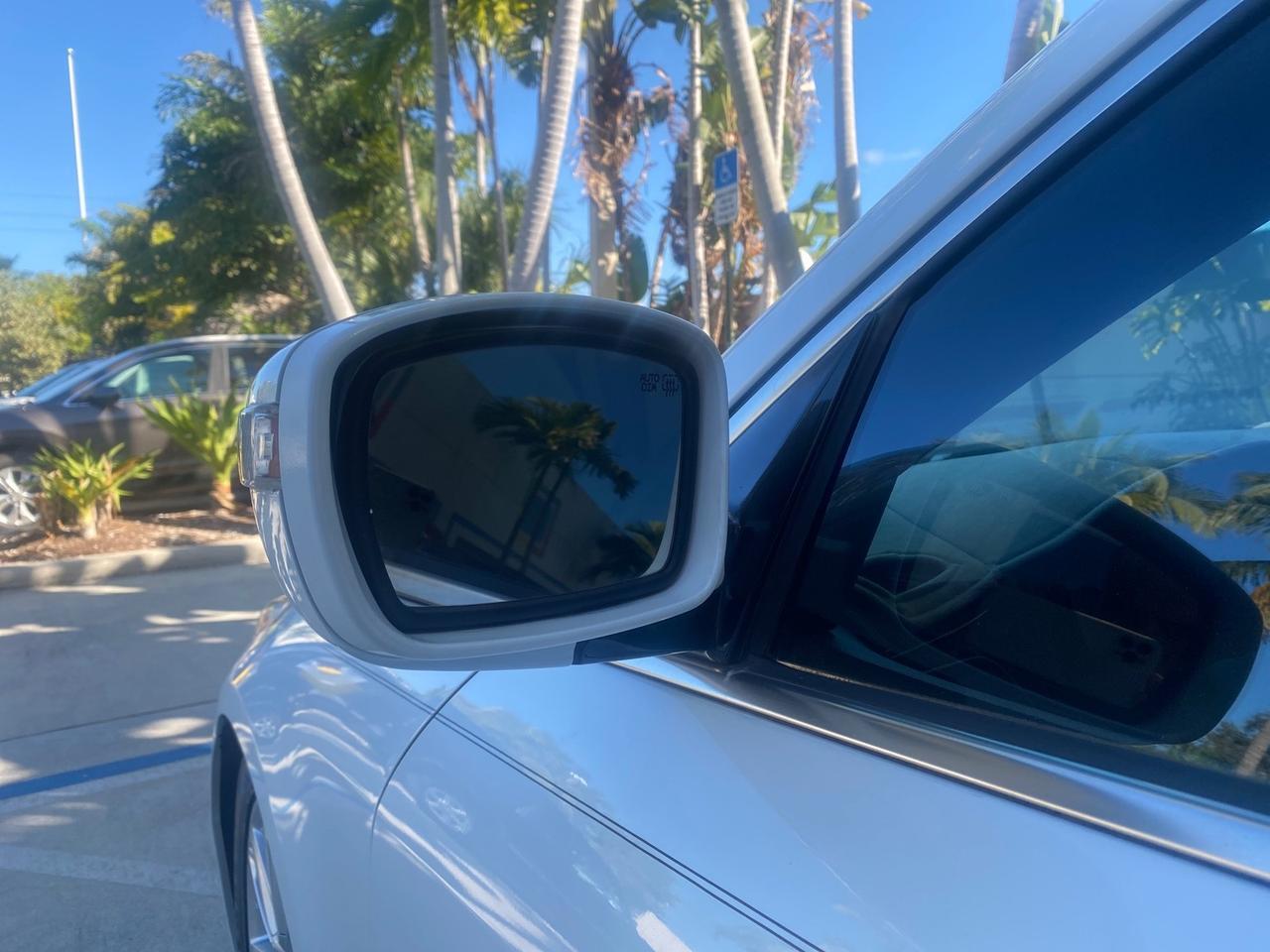 2012 Hyundai Genesis 4.6L V8 LOW MILES PEARL WHITE Pompano Beach FL