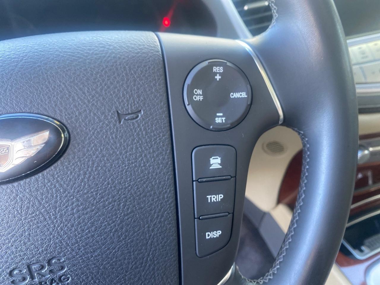 2012 Hyundai Genesis 4.6L V8 LOW MILES PEARL WHITE Pompano Beach FL